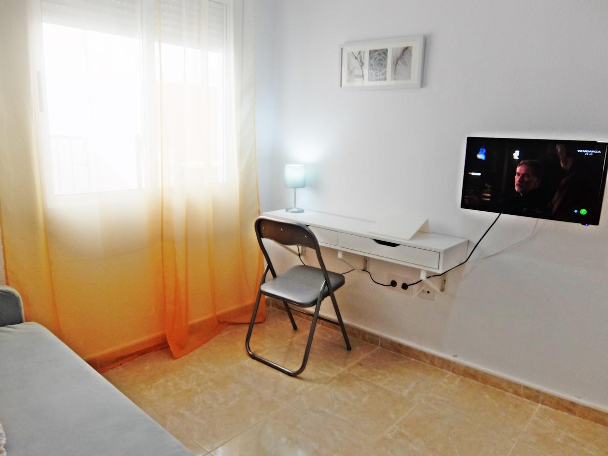 Apartamento Familiar Junto A La Playa De San Fernando - Oliva Exterior photo